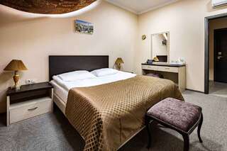 Отель HOTEL&SPA BARCELONA Ульяновск Двухместный мансардный с кроватью King-size-2
