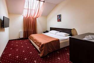 Отель HOTEL&SPA BARCELONA Ульяновск Одноместный мансардный с кроватью King-Size-3