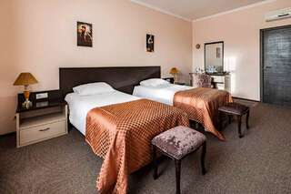 Отель HOTEL&SPA BARCELONA Ульяновск Двухместный стандартный с раздельными кроватями-2